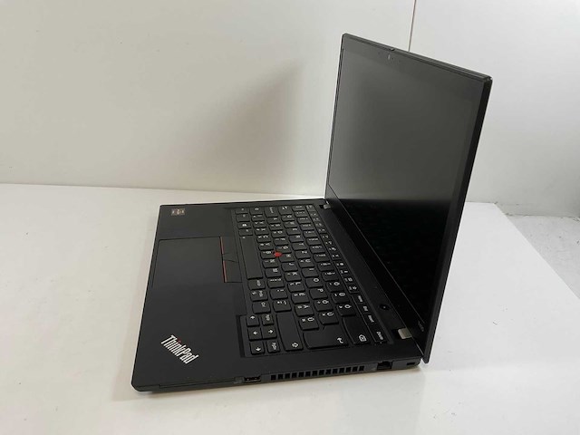 Lenovo thinkpad t495 14”, amd ryzen 5 pro 3500u with radeon vega graphics gfx, 16 gb ram, 256 gb nvme laptop - afbeelding 3 van  7