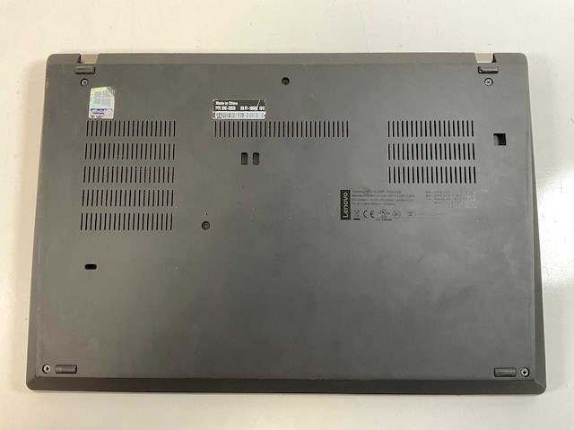 Lenovo thinkpad t495 14”, amd ryzen 5 pro 3500u with radeon vega graphics gfx, 16 gb ram, 256 gb nvme laptop - afbeelding 6 van  7