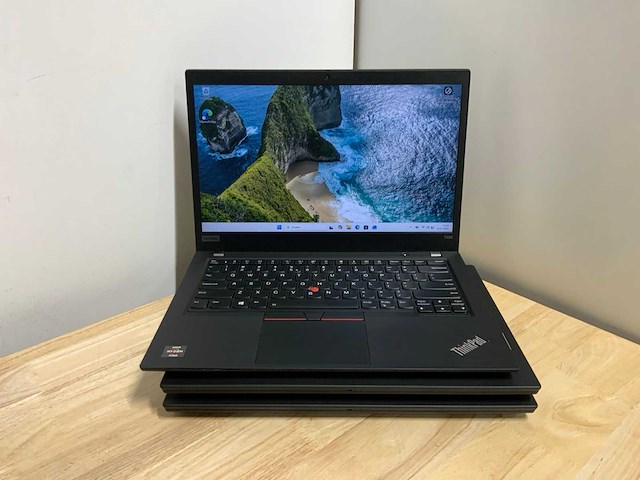 Lenovo thinkpad t495 laptop (3x) - afbeelding 1 van  10