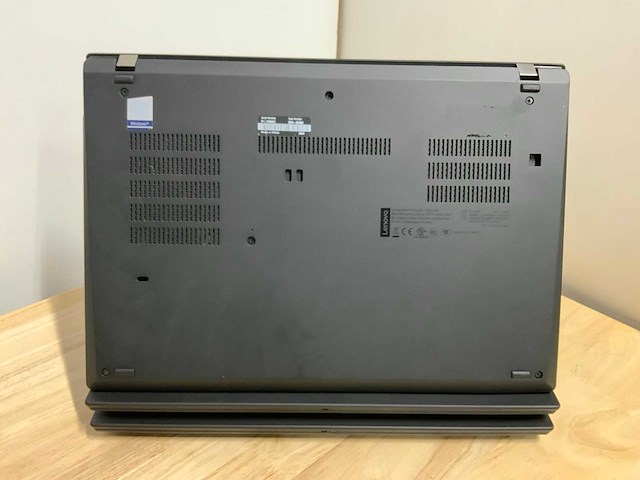 Lenovo thinkpad t495 laptop (3x) - afbeelding 7 van  10