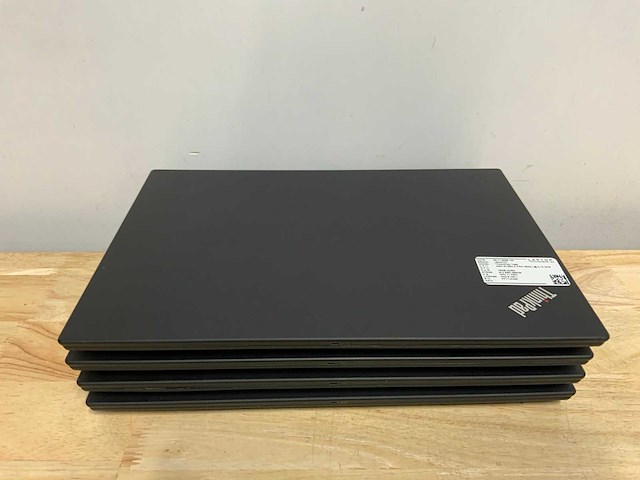 Lenovo thinkpad t495 laptop (4x) - afbeelding 9 van  11