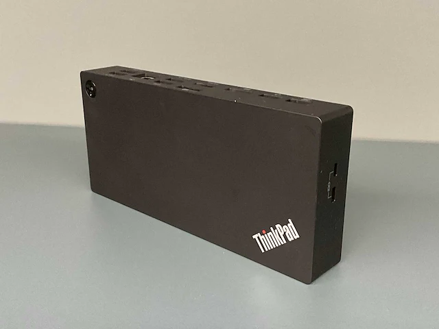 Lenovo thinkpad universal usb-c dockingstation (2x) - afbeelding 1 van  7