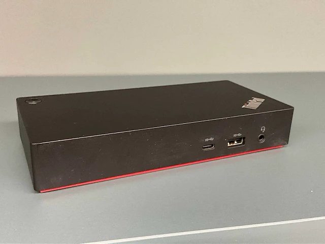 Lenovo thinkpad universal usb-c dockingstation (2x) - afbeelding 3 van  7