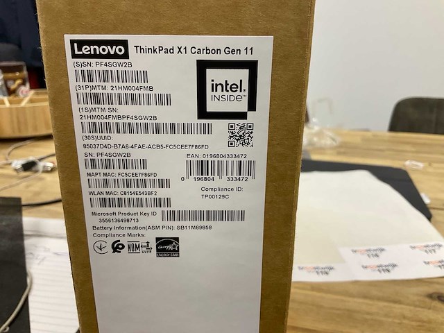Lenovo thinkpad x1 carbon gen 11 laptop - afbeelding 4 van  5