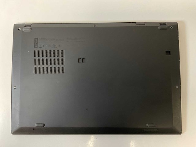 Lenovo thinkpad x1 carbon gen 6 14”, core(tm) i7 8th gen, 16 gb ram, 256 gb nvme laptop - afbeelding 6 van  7