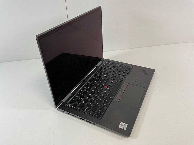 Lenovo thinkpad x1 yoga gen 5 14”, core(tm) i7 10th gen, 16 gb ram, 256 gb nvme laptop - afbeelding 2 van  7