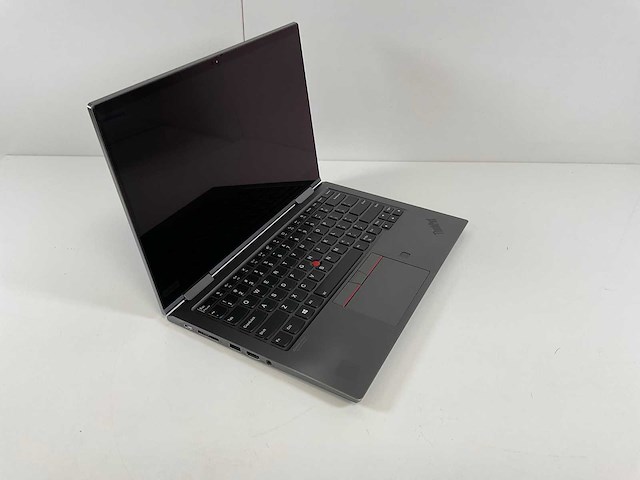 Lenovo thinkpad x1 yoga gen 5 14”, core(tm) i7 10th gen, 16 gb ram, no hdd laptop - afbeelding 2 van  8