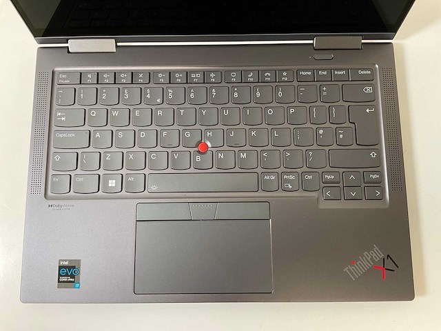 Lenovo thinkpad x1 yoga gen 6 14”, core(tm) i7 11th gen, 16 gb ram, 256 gb nvme touchscreen laptop - afbeelding 4 van  7