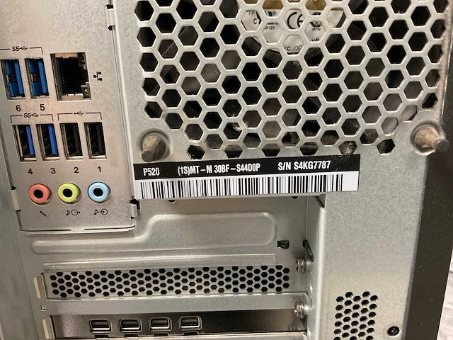 Lenovo thinkstation p520, xeon(r) w-2135, 64 gb ram, 512 gb nvme, nvidia quadro p1000 4 gb workstation - afbeelding 5 van  5