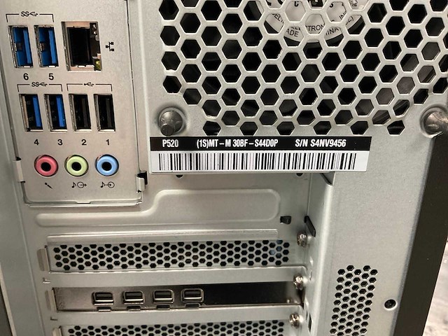 Lenovo thinkstation p520, xeon(r) w-2135, 64 gb ram, 512 gb nvme, nvidia quadro p1000 4 gb workstation - afbeelding 5 van  5