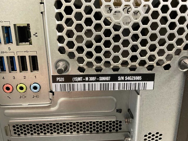 Lenovo thinkstation p520, xeon(r) w-2135, 64 gb ram, 512 gb nvme, nvidia quadro p1000 4gb workstation - afbeelding 5 van  5