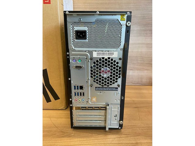 Lenovo thinkstation p520c workstation - afbeelding 5 van  5