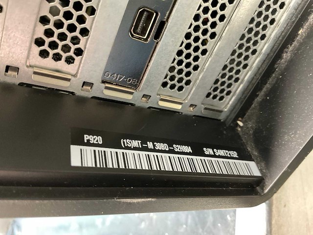 Lenovo thinkstation p920, 2x xeon(r) gold 6154, 192 gb ram, 1 tb nvme, nvidia quadro p1000 4 gb workstation - afbeelding 5 van  5