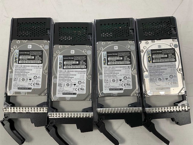 Lenovo thinksystem (de240s) - 22x 1,8 tb lenovo (st1800mm0129) - 2x 1.8 tb lenovo (al15seb18eq) 2u24 sff expansion enclosure; - afbeelding 3 van  14