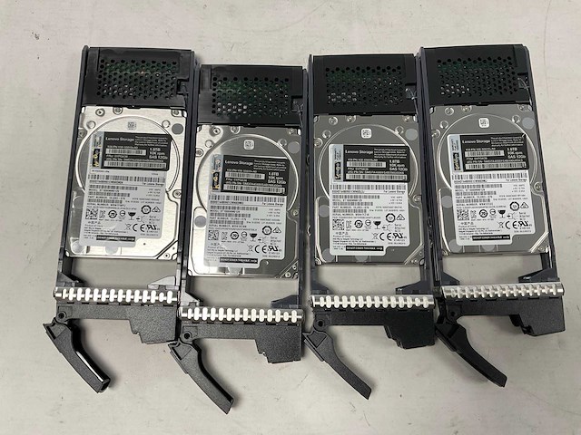 Lenovo thinksystem (de240s) - 22x 1,8 tb lenovo (st1800mm0129) - 2x 1.8 tb lenovo (al15seb18eq) 2u24 sff expansion enclosure; - afbeelding 13 van  14