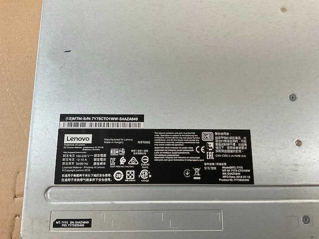 Lenovo thinksystem (de240s) - 22x 1,8 tb lenovo (st1800mm0129) & 1x 1,8 tb lenovo (al15seb18eq) 2u24 sff expansion enclosure; - afbeelding 11 van  14