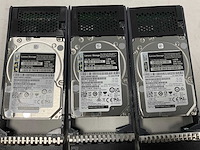 Lenovo thinksystem (de240s) - 22x 1,8 tb lenovo (st1800mm0129) 2u24 sff expansion enclosure; - afbeelding 3 van  14