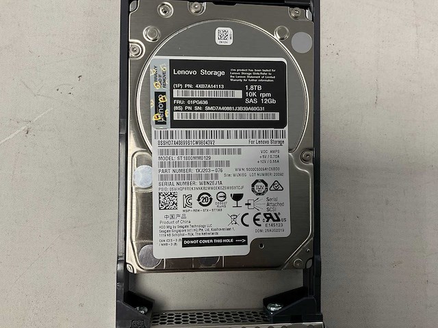 Lenovo thinksystem (de240s) - 22x 1,8 tb lenovo (st1800mm0129) 2u24 sff expansion enclosure; - afbeelding 6 van  14