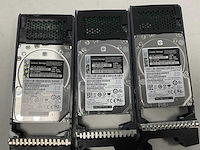 Lenovo thinksystem (de240s) - 22x 1,8 tb lenovo (st1800mm0129) 2u24 sff expansion enclosure; - afbeelding 14 van  14