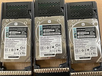 Lenovo thinksystem (de240s) - 23x 1,8 tb lenovo (st1800mm0129) - 1x 1.8 tb lenovo (al15seb18eq) 2u24 sff expansion enclosure; - afbeelding 6 van  15