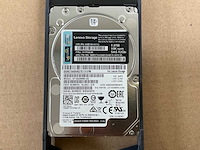 Lenovo thinksystem (de240s) - 23x 1,8 tb lenovo (st1800mm0129) - 1x 1.8 tb lenovo (al15seb18eq) 2u24 sff expansion enclosure; - afbeelding 13 van  15