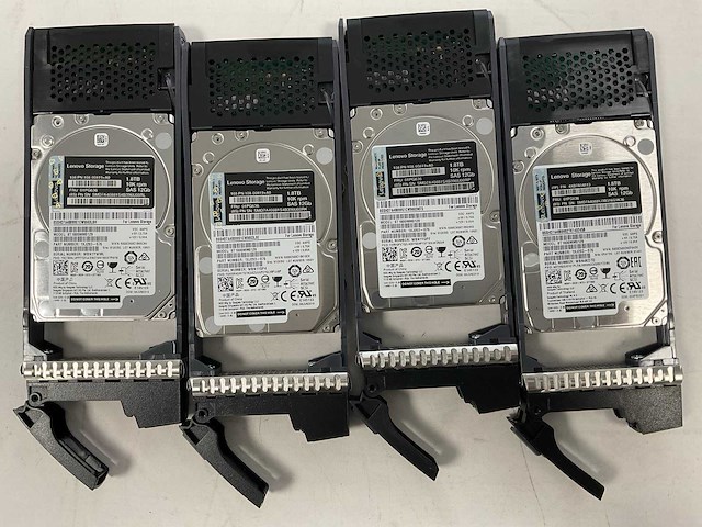Lenovo thinksystem (de240s) - 23x 1,8 tb lenovo (st1800mm0129) 2u24 sff expansion enclosure; - afbeelding 2 van  14