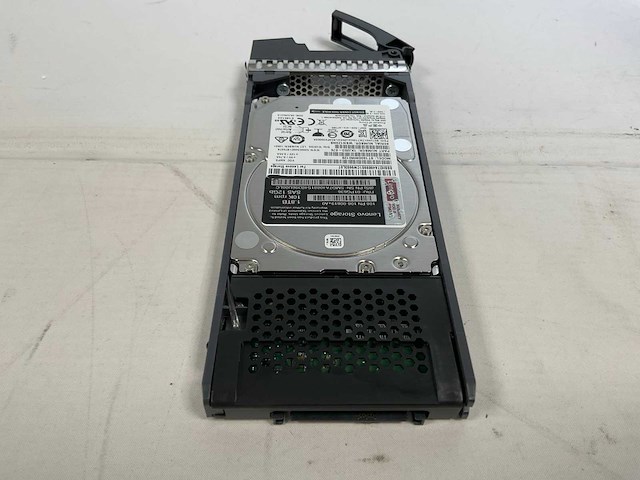 Lenovo thinksystem (de240s) - 24x 1,8 tb lenovo (st1800mm0129) 2u24 sff expansion enclosure; - afbeelding 6 van  14