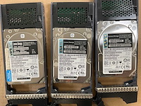 Lenovo thinksystem (de240s) - 24x 1,8 tb lenovo (st1800mm0129) 2u24 sff expansion enclosure; - afbeelding 6 van  14