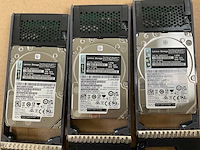 Lenovo thinksystem (de240s) - 24x 1,8 tb lenovo (st1800mm0129) 2u24 sff expansion enclosure; - afbeelding 2 van  14