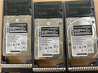 Lenovo thinksystem (de240s) - 24x 1,8 tb lenovo (st1800mm0129) 2u24 sff expansion enclosure; - afbeelding 14 van  14