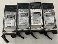 Lenovo thinksystem (de240s) - 24x 1,8 tb lenovo (st1800mm0129) 2u24 sff expansion enclosure; - afbeelding 4 van  14