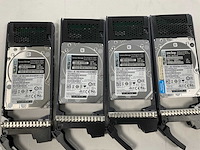 Lenovo thinksystem (de240s) - 24x 1,8 tb lenovo (st1800mm0129) 2u24 sff expansion enclosure; - afbeelding 14 van  14