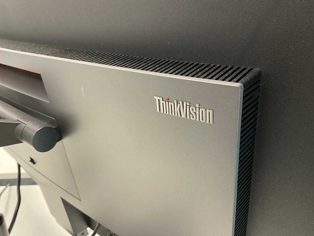 Lenovo thinkvision p40w-20 40” wuhd curved - afbeelding 3 van  8