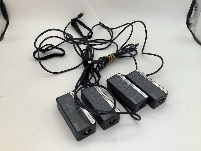 Lenovo usb c lenovo laptop adapter (4x) - afbeelding 3 van  3