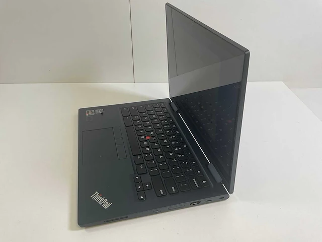 Lenovo yoga c13 13.3”, amd ryzen 5 3500c, 8 gb ram, 128 gb ssd chromebooks (2x) - afbeelding 3 van  14