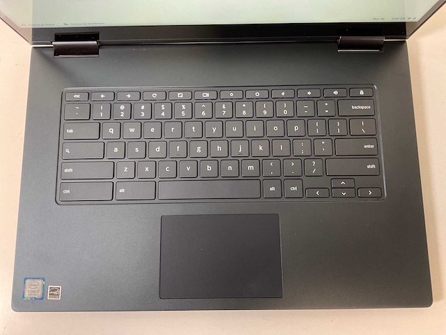 Lenovo yoga c630 16”, core i7 8th gen, 16 gb ram, 128 gb ssd touchscreen chromebook - afbeelding 4 van  7