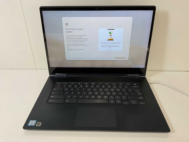 Lenovo yoga c630 16”, core i7 8th gen, 16 gb ram, 128 gb ssd touchscreen chromebook - afbeelding 1 van  7
