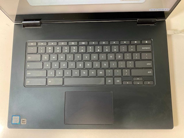 Lenovo yoga c630 16”, core i7 8th gen, 16 gb ram, 128 gb ssd touchscreen chromebook - afbeelding 4 van  7