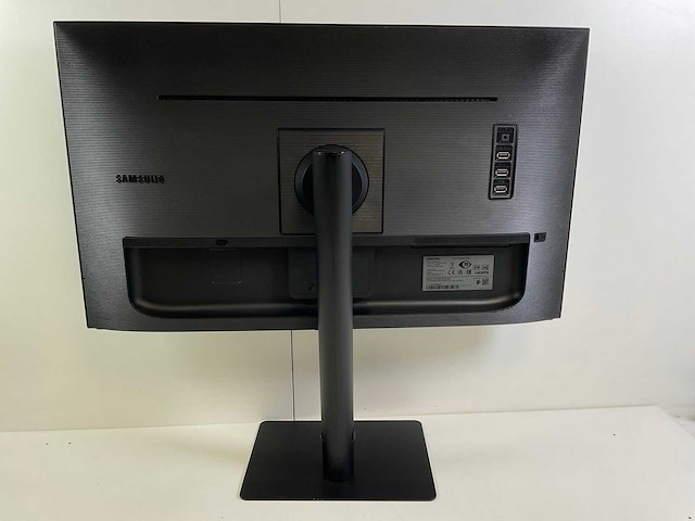 Lenovo/samsung mix model monitors - check description (2x) - afbeelding 5 van  10