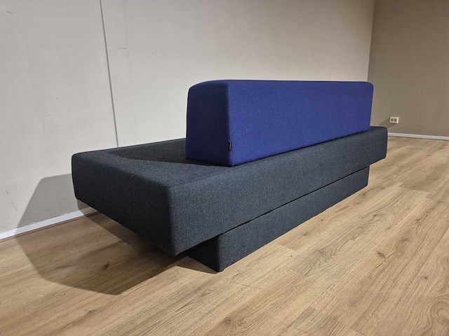 Lensvelt - glyder - atelier van lieshout - 2,5 zits bank - afbeelding 4 van  14