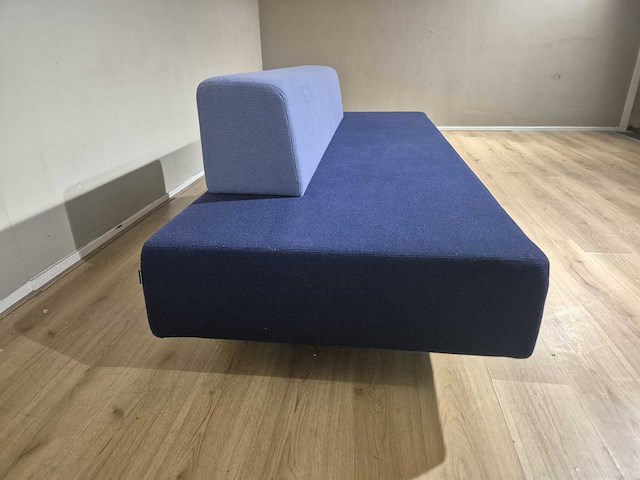 Lensvelt - glyder - atelier van lieshout - 3 zits bank - afbeelding 9 van  13