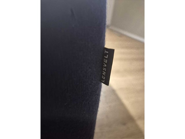 Lensvelt - glyder - atelier van lieshout - 3 zits bank - afbeelding 11 van  13