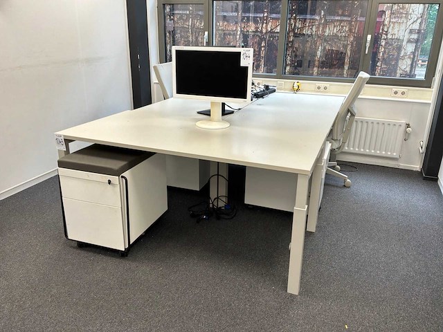 Lensvelt bureau (3x) - afbeelding 1 van  8