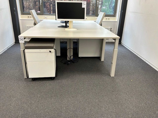 Lensvelt bureau (3x) - afbeelding 2 van  8