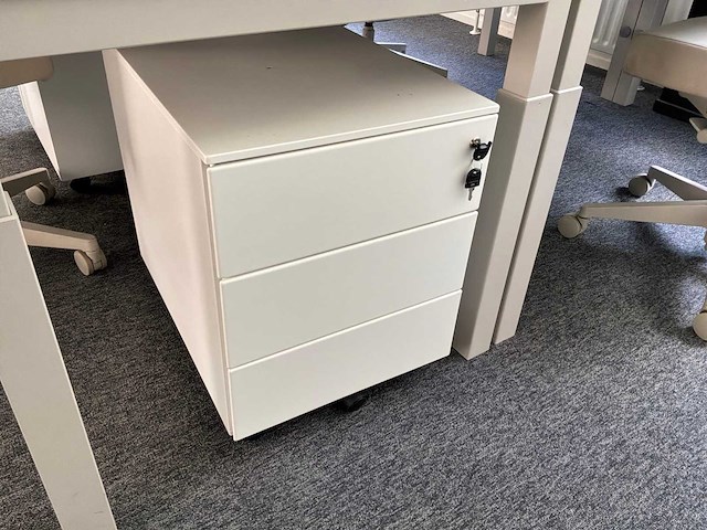Lensvelt bureau (3x) - afbeelding 5 van  8