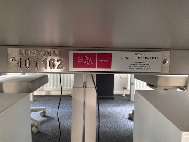 Lensvelt bureau (3x) - afbeelding 8 van  8