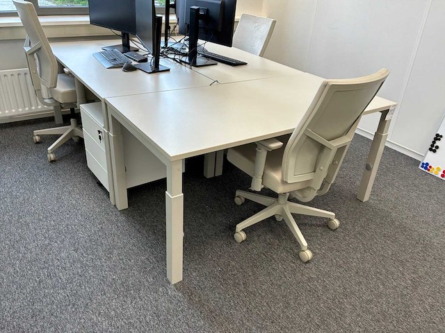 Lensvelt bureau (3x) - afbeelding 2 van  8