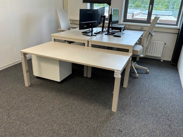 Lensvelt bureau (3x) - afbeelding 1 van  5