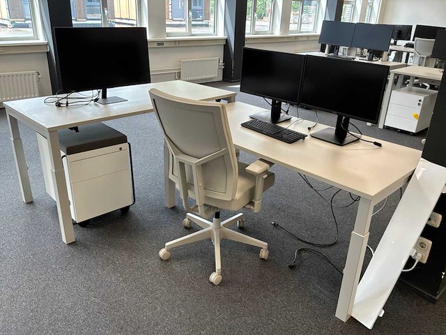 Lensvelt bureau (4x) - afbeelding 1 van  7