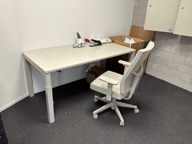 Lensvelt bureau (8x) - afbeelding 10 van  12